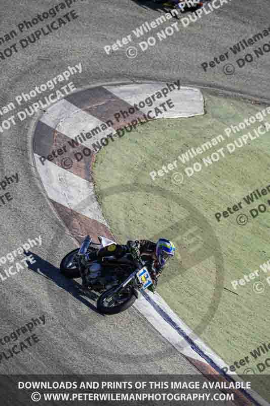 cadwell no limits trackday;cadwell park;cadwell park photographs;cadwell trackday photographs;enduro digital images;event digital images;eventdigitalimages;no limits trackdays;peter wileman photography;racing digital images;trackday digital images;trackday photos